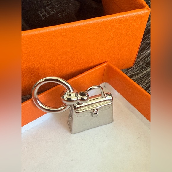 Authentic HERMES MINI KELLY TWILLY RING Scarf charm - Picture 8 of 9